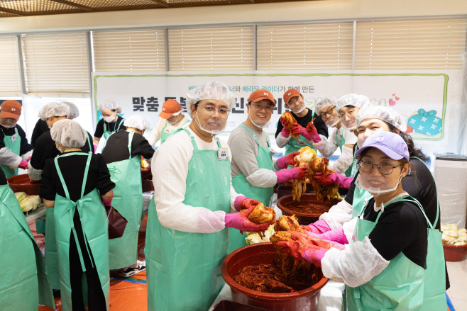 배민, 파트너-라이더와 함께하는 김장 김치 나눔 활동