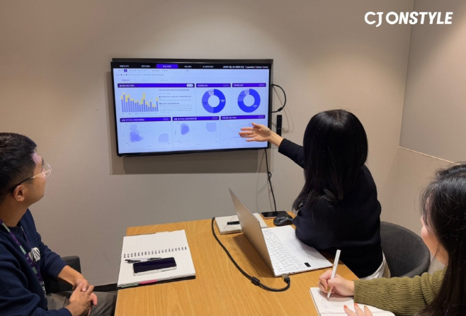 6e6a6def-b026-412b-83d6-7a59e37d9d82