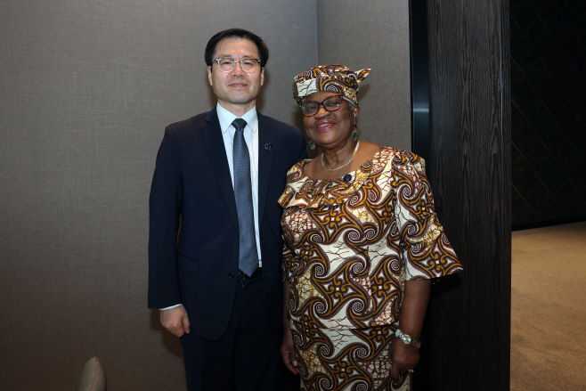 (25.10.30)WTO 사무총장 면담01