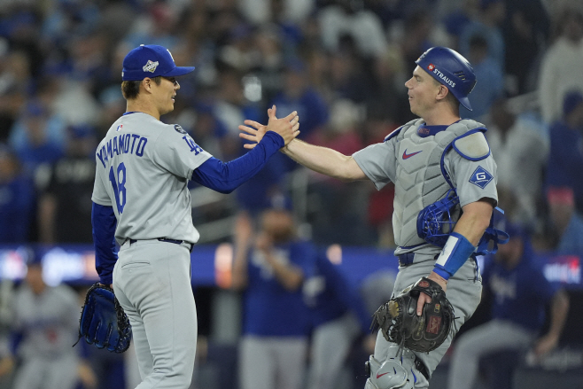 BASEBALL-MLB-TOR-LAD/