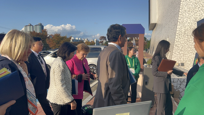 KakaoTalk_20251031_162739329_03