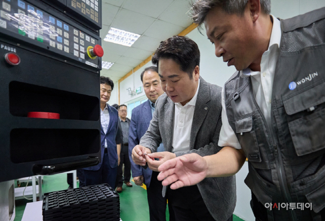 아산시 대표단 베트남 기업 방문