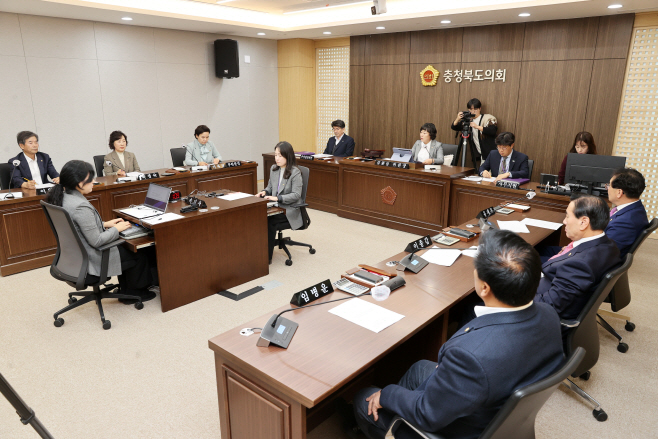 20251103- 제430회 정례회 1차 산업경제위원회 (1) (1) (1)