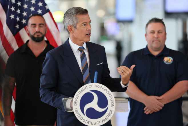 US-TRANSPORTATION-SEC... <YONHAP NO-0668> (Getty Images via AFP)