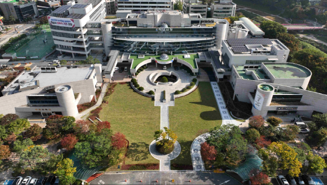 하남시청사전경.