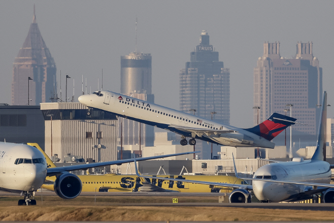 USA SHUTDOWN AIR TRAVEL