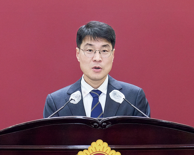 [붙임]_제321회_정례회_김정기_권한대행_시정연설_사진_4