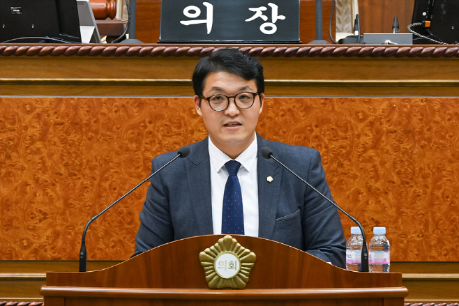 사진(의정부시의회 조세일 의원 제339회 임시회 제2차 본회의 5분 자유발언)