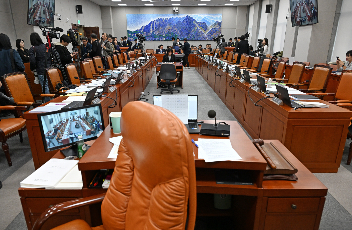 [포토] [2025 국감] 대통령실 국감, 1시간 만에 파행