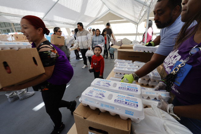 USA SNAP FOOD PANTRIES <YONHAP NO-3968> (EPA)