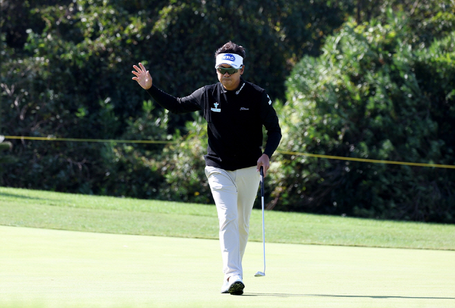 20251109007978_AKR20251109035000007_01_i_P4