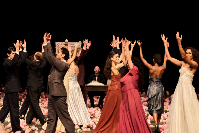 [LG아트센터] 피나 바우쉬의 카네이션 LG Arts Center Studio AL 9 (10)