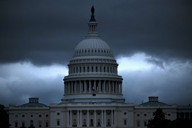 TOPSHOT-US-POLITICS-CONGRESS-GOVERNMENT-SHUTDOWN