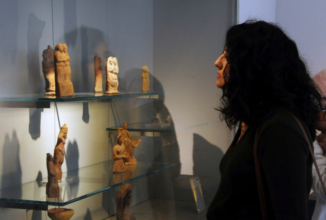 Syria Stolen Antiquities <YONHAP NO-4220> (AP)