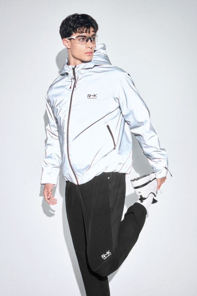 [사진자료]1. RX 맨즈 올오버 리플렉티브 후드 패딩 점퍼