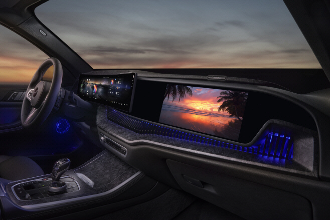 사진2-하만 레디 디스플레이 HDR10 플러스 자동차 인증