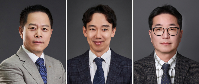 사진1. 광동제약 임원 승진자_왼쪽부터 박상영 사장(경영총괄), 배기룡 전무이사(의약연구개발본부장), 정대석 상무이사(인사기획부문장)