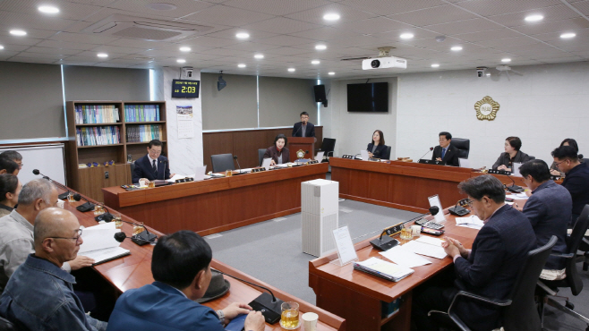 댐법 간담회 사진