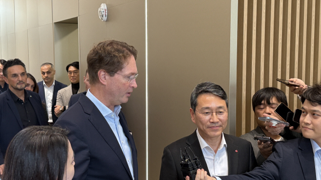 KakaoTalk_20251113_145741346_02