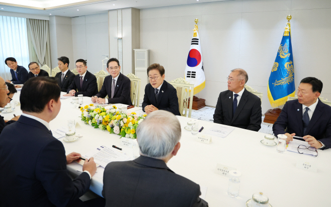 이재명 대통령, 경제단체·기업인 간담회