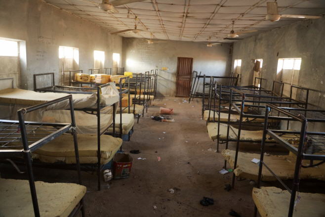 Nigeria School Abduction <YONHAP NO-0951> (AP)