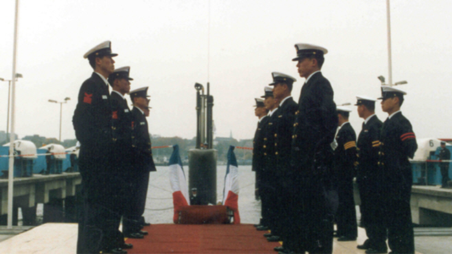 한국 첫 잠수함 '장보고함' 마지막 항해<YONHAP NO-3077>