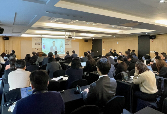 국제 심포지엄서 전통어업 보전 모델 공유, 후속사업 속도