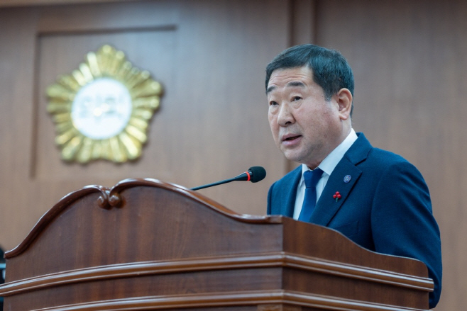 시정연설하는 이재영 증평군수 1