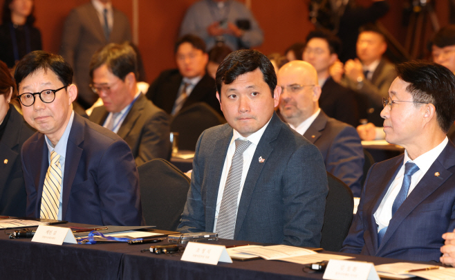 외교포럼 참석한 주한미국대사대리<YONHAP NO-5005>