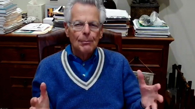 숄즈(대담사진1)