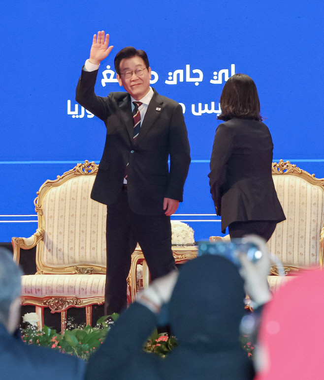 카이로 대학 찾은 이재명 대통령