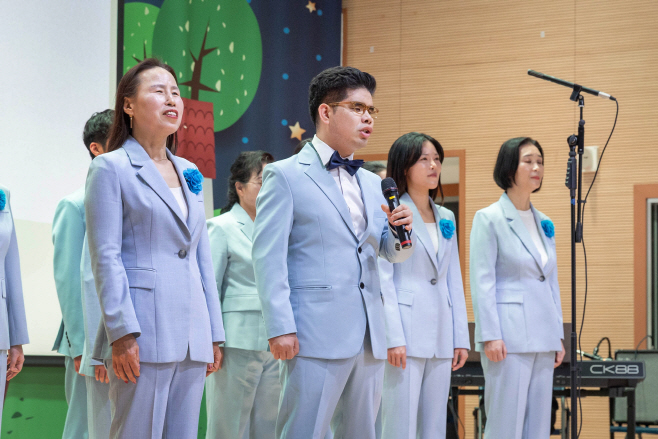 코웨이 물빛소리 합창단 합창 공연