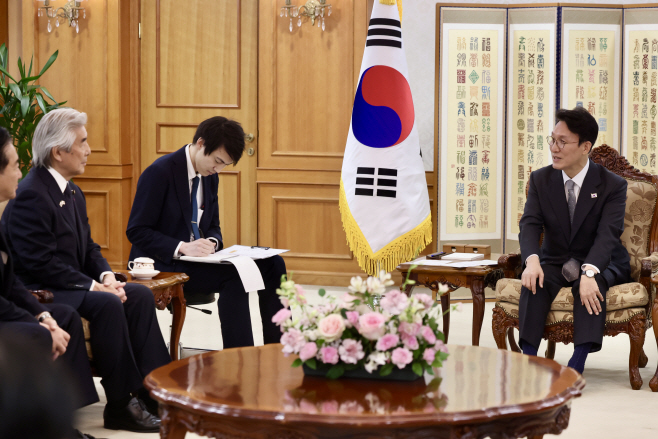 김민석 국무총리, 한일·일한 협력위원회 대표단...<YONHAP NO-2347>