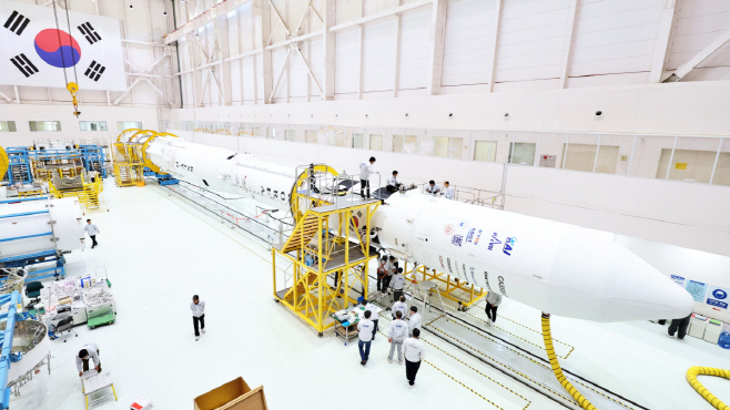 l_2025112401000610300075251