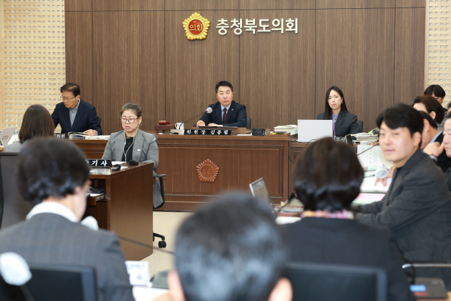 20251125- 제430회 정례회 2차 예산결산특별위원회 (10)