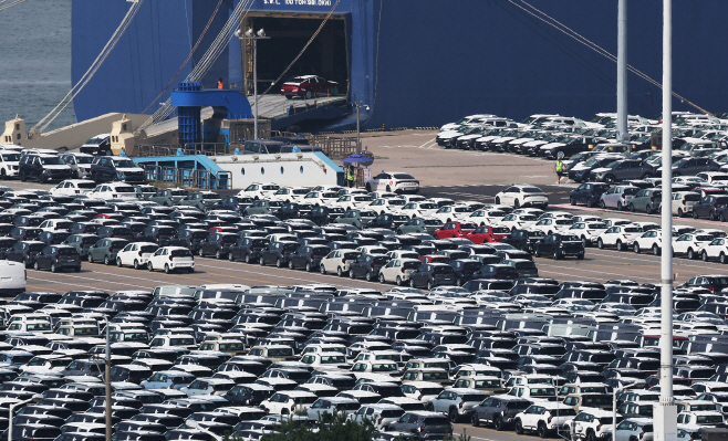 미국 일본 차 관세 15%, 한국은 25%<YONHAP NO-2209>