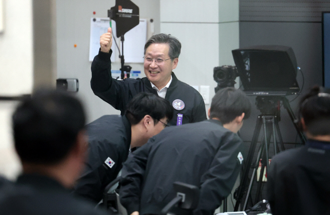 누리호 4차 발사 이후 나로우주센터 발사지휘센터 모습3