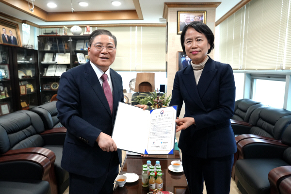 (2025.11.26) 새에덴교회-경기동부보훈지청, 보훈문화 확산 위한 업무협약(MOU) 체결1