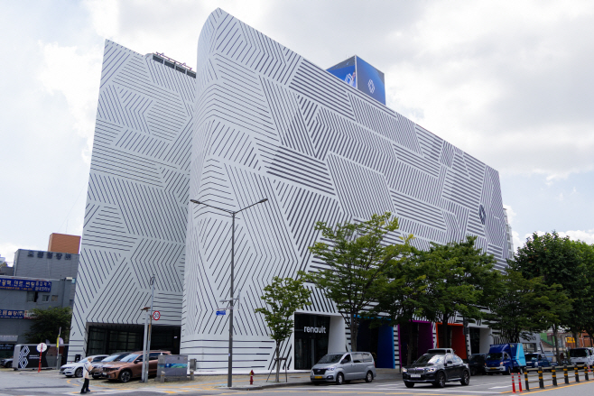 KakaoTalk_20251126_142141682_02