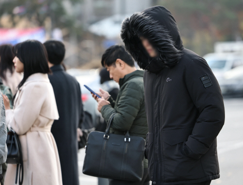 영하권 추위 출근길<YONHAP NO-2325>