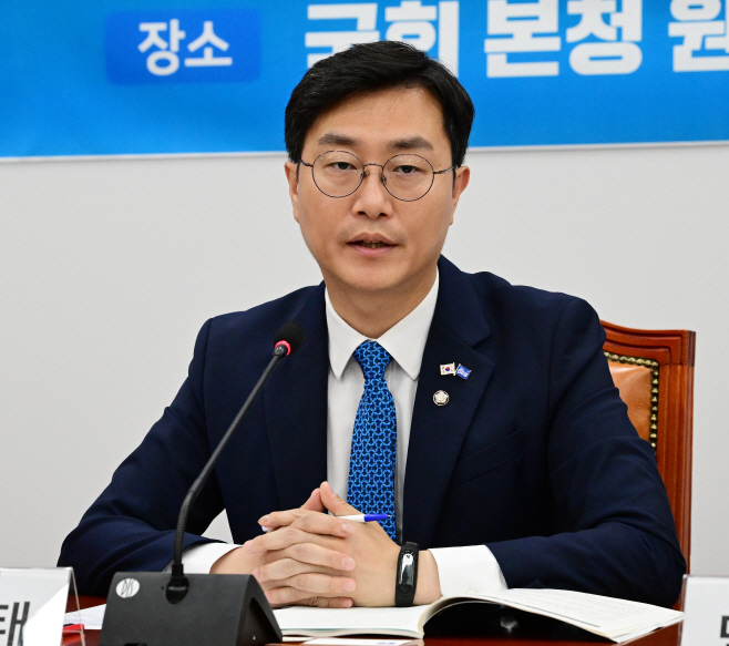 [포토] 인사말하는 장경태 의원