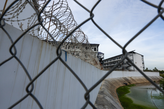 철옹성같은 캄보디아 범죄단지<YONHAP NO-6584>