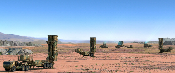 [사진]L-SAM 발사대와 L-SAM 다기능 레이다가 배치된 모습_한화에어로스페이스