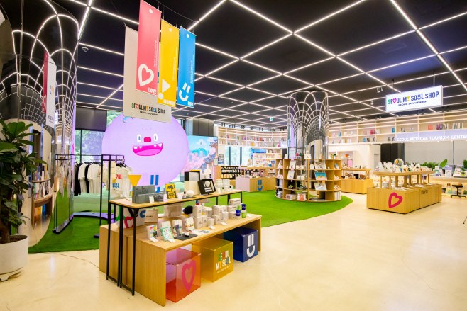 (사진1) 서울마이소울샵 대표 매장인 서울관광플라자점 전경