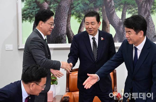 2025120101000132000006321