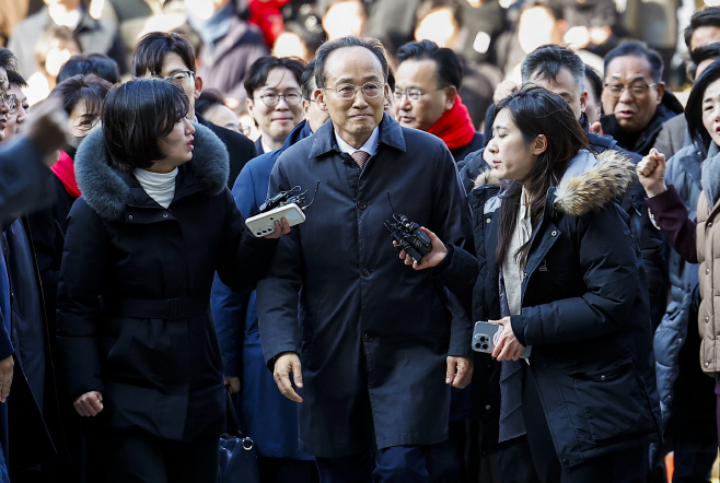 [포토]영장심사 출석하는 추경호 의원