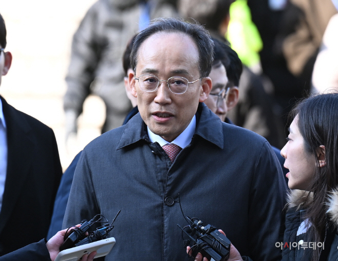 입장 밝히는 추경호