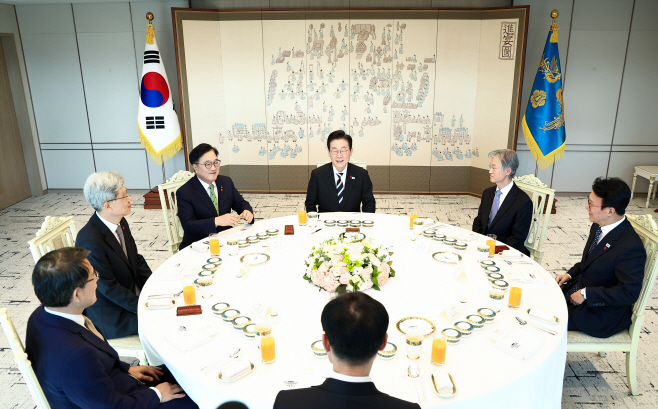 이재명 대통령, 5부 요인 초청 오찬 발언<YONHAP NO-3505>