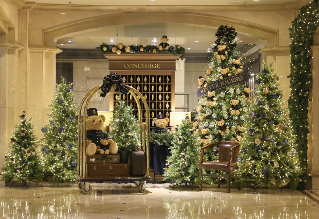 [이랜드파크] 켄싱턴호텔 여의도_크리스마스 트리_전경