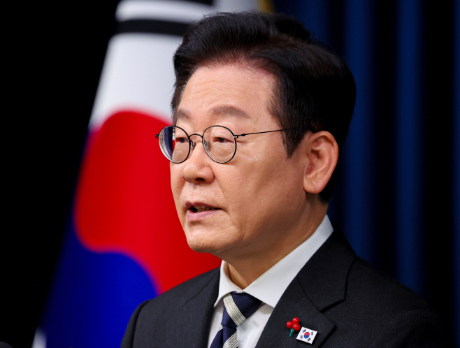 이재명 대통령, 빛의 혁명 1주년 대국민 특별성명<YONHAP NO-2585>